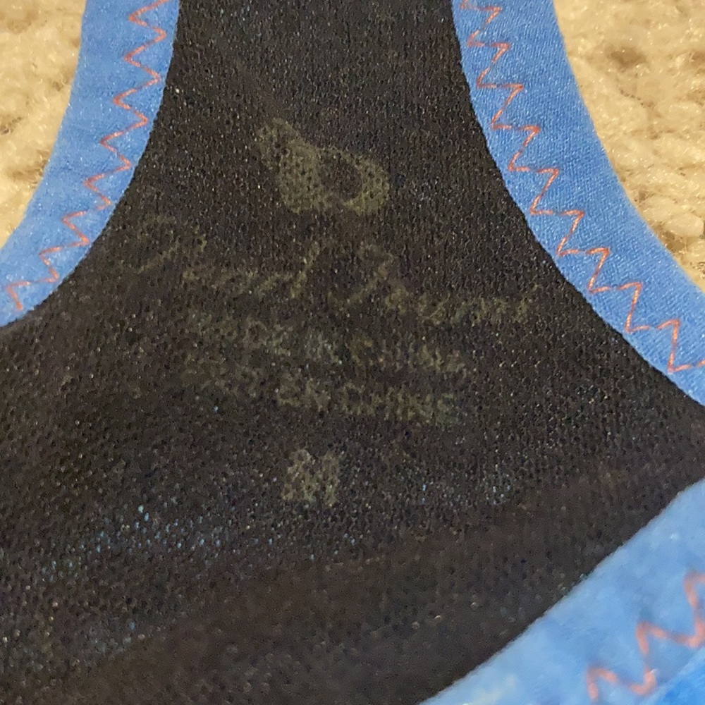 NWOT Pearl Izumi exercise top with built-in bra 💜 - Picture 6 of 7